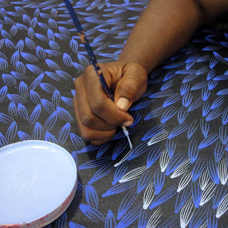 Abie Loy Kemarre's flowing Bush Medicine Leaf canvas detail
